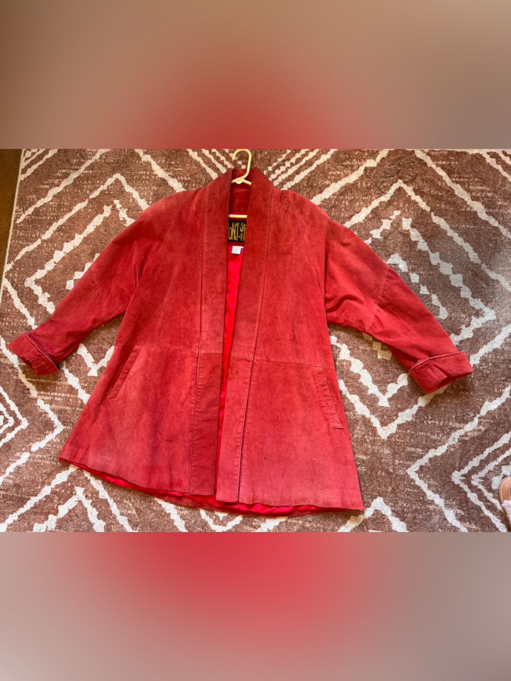 Don’t Stop Vintage 1980’s long leather open jacket w/shoulder pads size small
